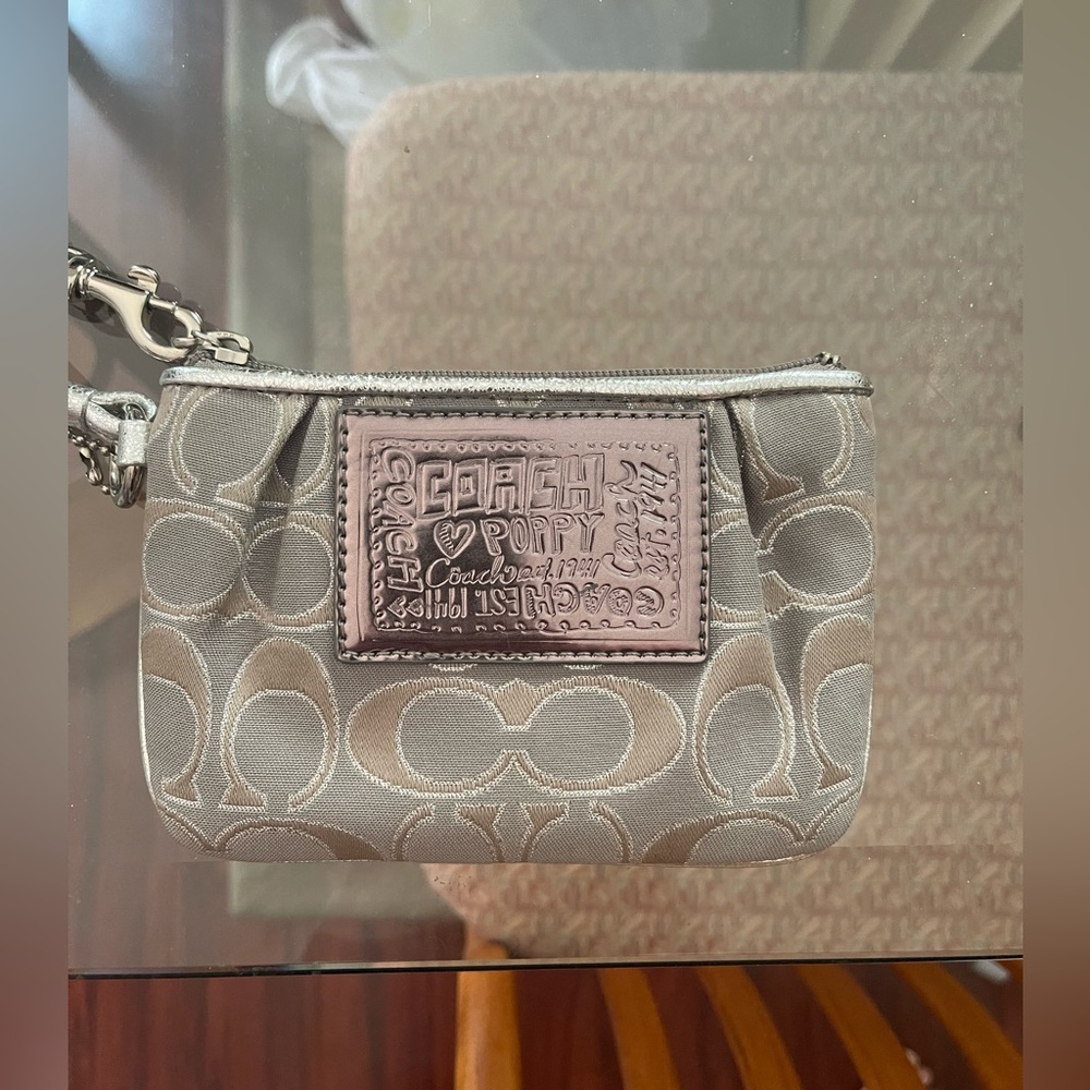 Coach Women's Silver Sparkly Poppy Wristlet